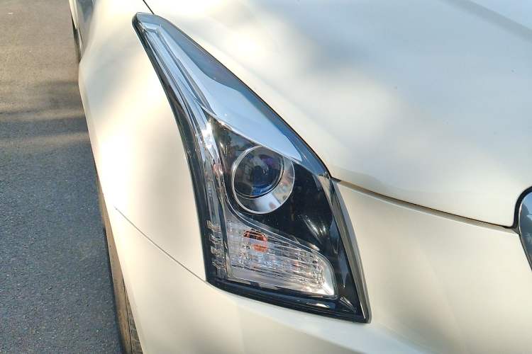 Used Cadillac ATS-L 2017 28T Fashion Edition Right Front Headlight