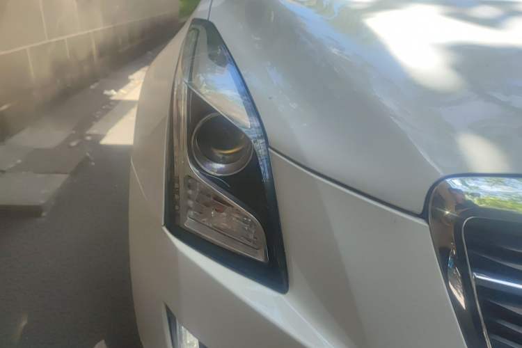 Used Cadillac ATS-L 2017 28T Fashion Edition Right Front Headlight