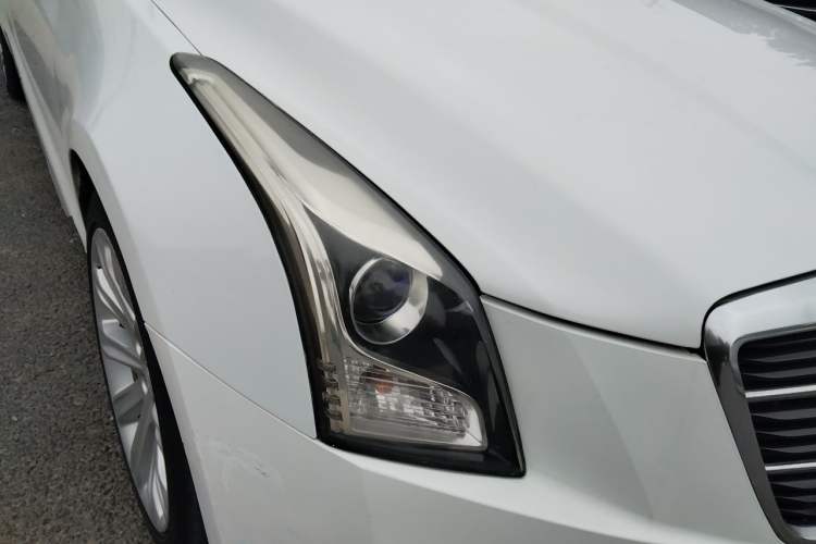Used Cadillac ATS-L 2017 28T Fashion Edition Right Front Headlight