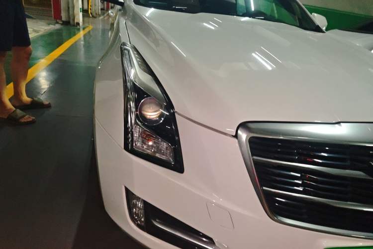 Used Cadillac ATS-L 2017 28T Luxury Model Right Front Headlight