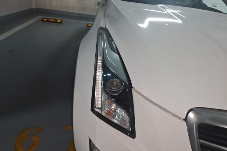Used Cadillac ATS-L 2017 28T Tech Edition Right Front Headlight