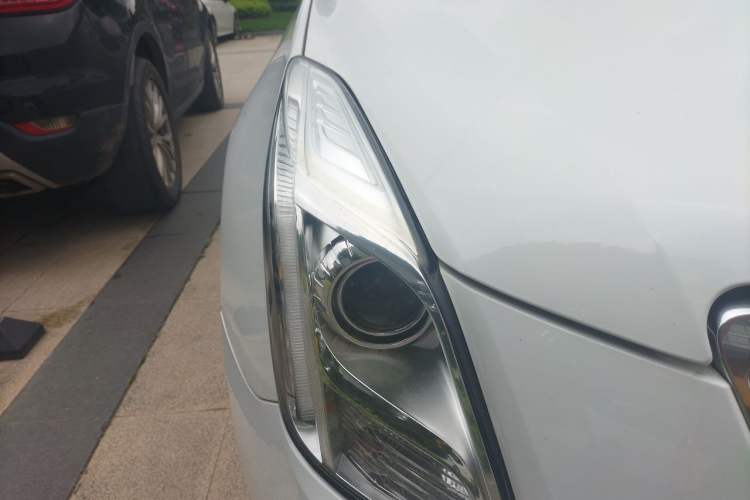 Used Cadillac ATS-L 2017 28T Tech Edition Right Front Headlight