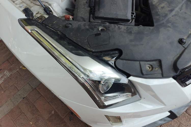 Used Cadillac ATS-L 2017 28T Tech Edition Right Front Headlight