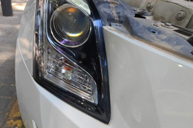Used Cadillac ATS-L 2017 28T Fashion Edition Right Front Headlight