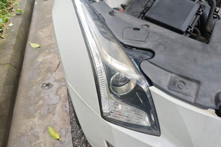 Used Cadillac ATS-L 2017 28T Fashion Edition Right Front Headlight