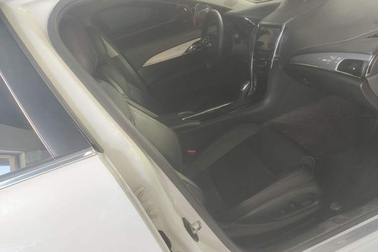 Used Cadillac ATS-L 2017 28T Fashion Edition Right Front Seat