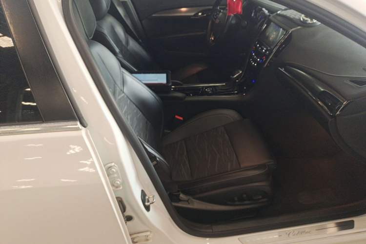 Used Cadillac ATS-L 2017 28T Tech Edition Right Front Seat