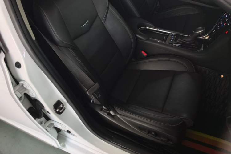Used Cadillac ATS-L 2017 28T Fashion Edition Right Front Seat