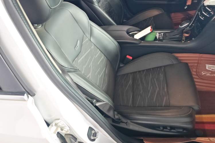 Used Cadillac ATS-L 2017 28T Tech Edition Right Front Seat