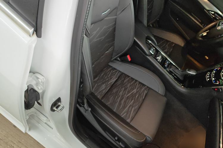 Used Cadillac ATS-L 2017 28T Tech Edition Right Front Seat