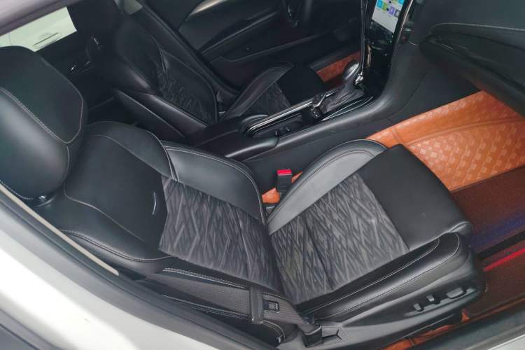 Used Cadillac ATS-L 2017 28T Tech Edition Right Front Seat