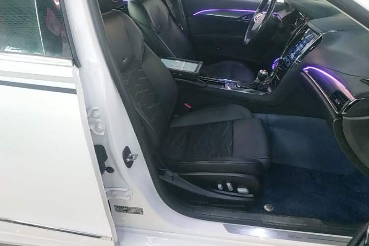 Used Cadillac ATS-L 2017 28T Tech Edition Right Front Seat