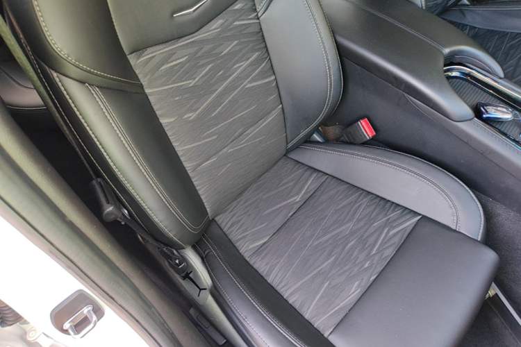 Used Cadillac ATS-L 2017 28T Tech Edition Right Front Seat