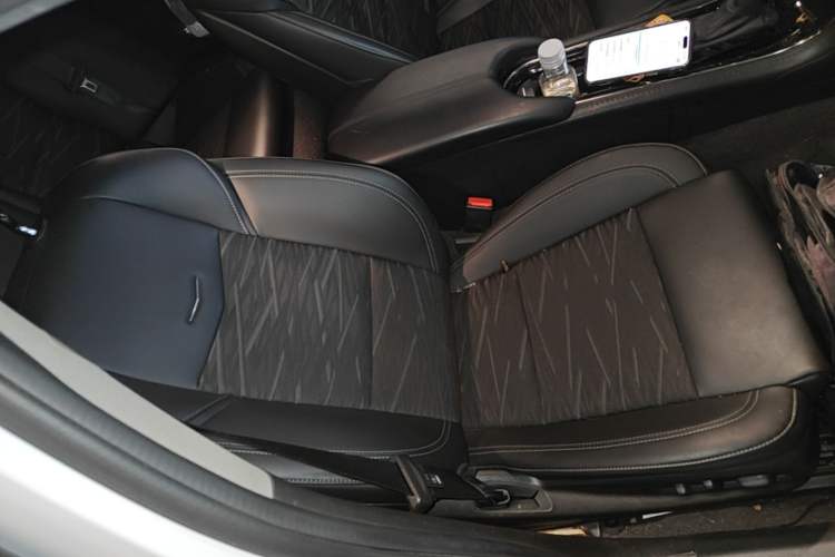 Used Cadillac ATS-L 2017 28T Tech Edition Right Front Seat