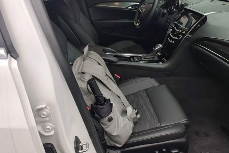 Used Cadillac ATS-L 2017 28T Tech Edition Right Front Seat