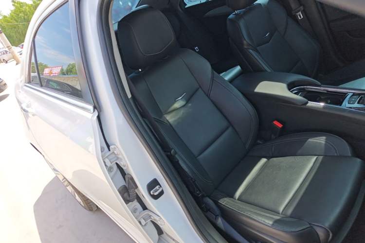Used Cadillac ATS-L 2017 28T Fashion Edition Right Front Seat