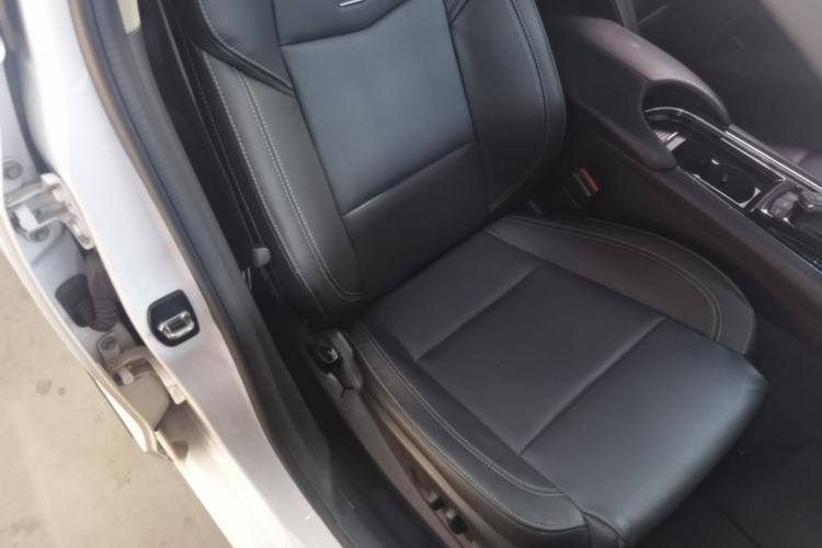 Used Cadillac ATS-L 2017 28T Fashion Edition Right Front Seat