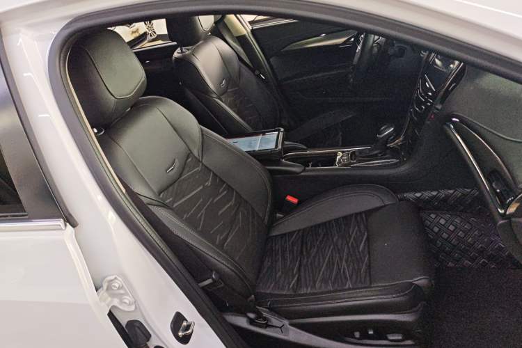 Used Cadillac ATS-L 2017 28T Tech Edition Right Front Seat
