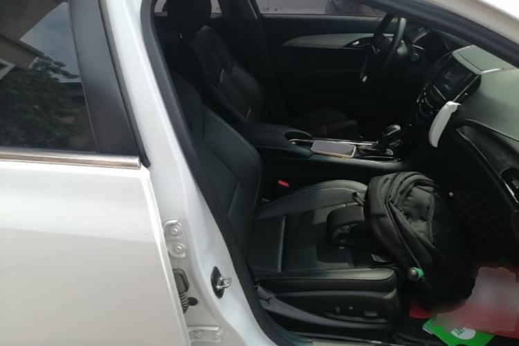 Used Cadillac ATS-L 2017 28T Fashion Edition Right Front Seat