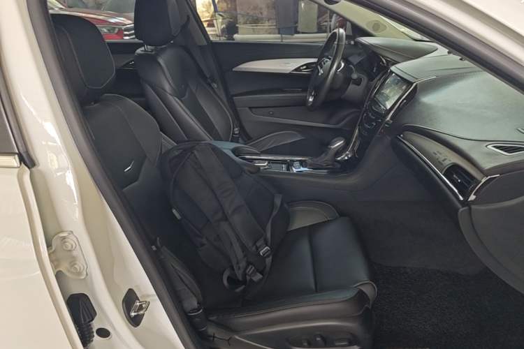 Used Cadillac ATS-L 2017 28T Fashion Edition Right Front Seat