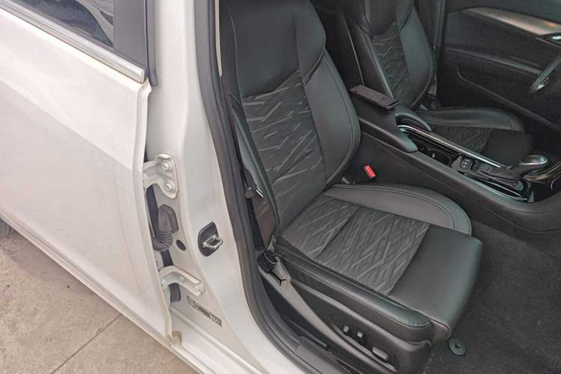 Used Cadillac ATS-L 2017 28T Tech Edition Right Front Seat