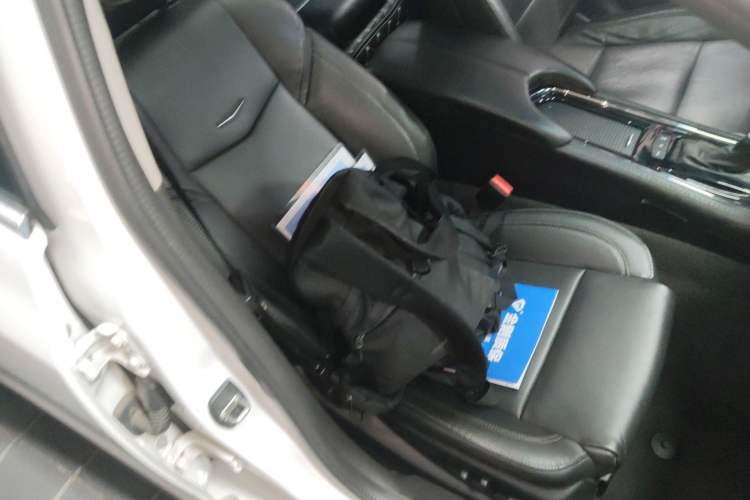 Used Cadillac ATS-L 2017 28T Fashion Edition Right Front Seat