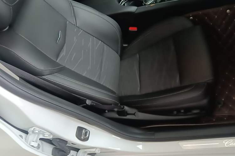 Used Cadillac ATS-L 2017 28T Tech Edition Right Front Seat