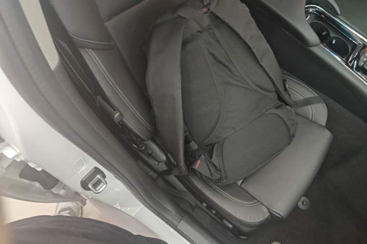 Used Cadillac ATS-L 2017 28T Fashion Edition Right Front Seat