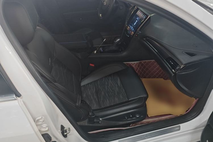 Used Cadillac ATS-L 2017 28T Tech Edition Right Front Seat