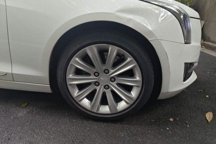 Used Cadillac ATS-L 2017 28T Fashion Edition Right Front Wheel Hub