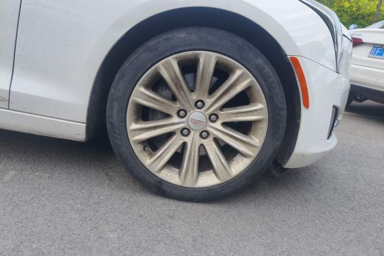 Used Cadillac ATS-L 2017 28T Fashion Edition Right Front Wheel Hub