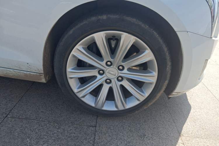 Used Cadillac ATS-L 2017 28T Fashion Edition Right Front Wheel Hub