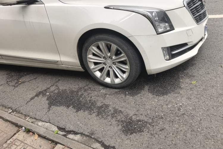 Used Cadillac ATS-L 2017 28T Fashion Edition Right Front Wheel Hub