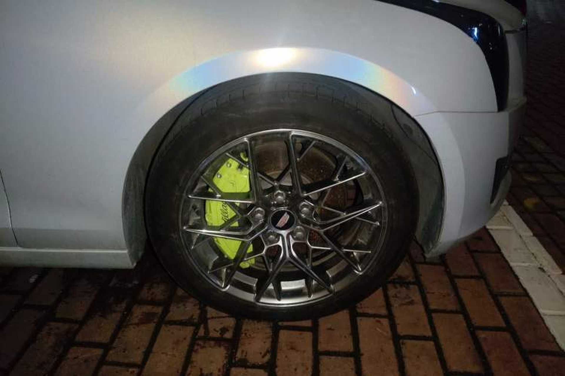 Used Cadillac ATS-L 2017 28T Tech Edition Right Front Wheel Hub