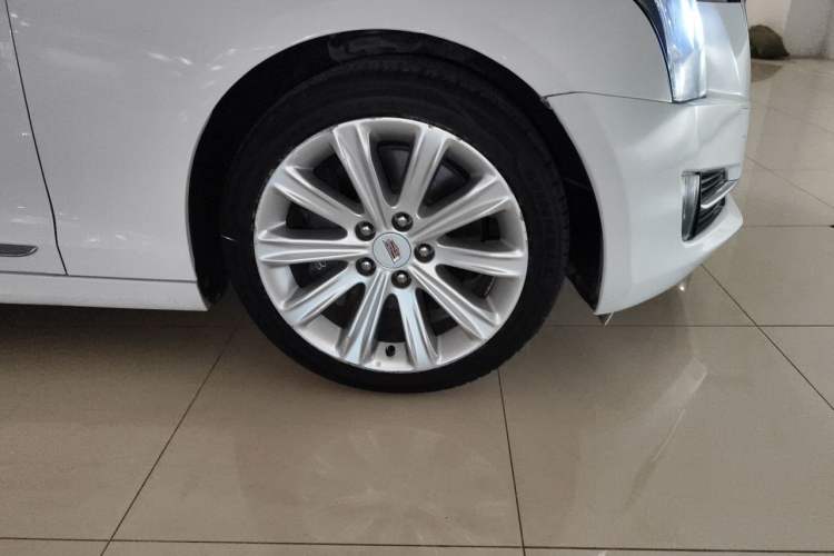 Used Cadillac ATS-L 2017 28T Fashion Edition Right Front Wheel Hub