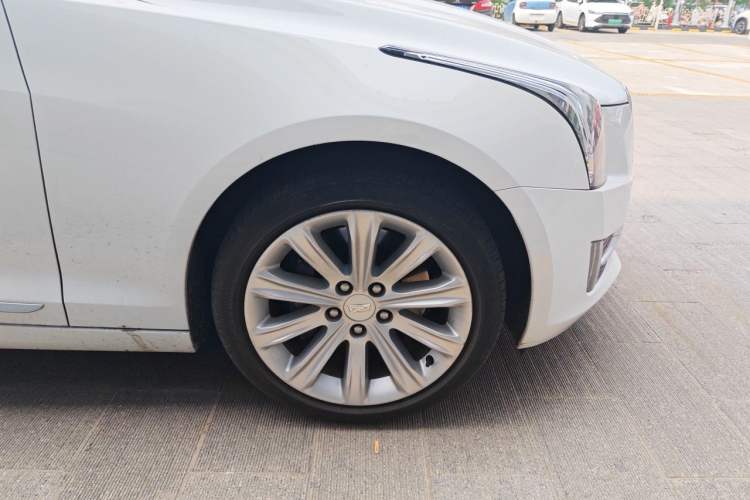Used Cadillac ATS-L 2017 28T Fashion Edition Right Front Wheel Hub