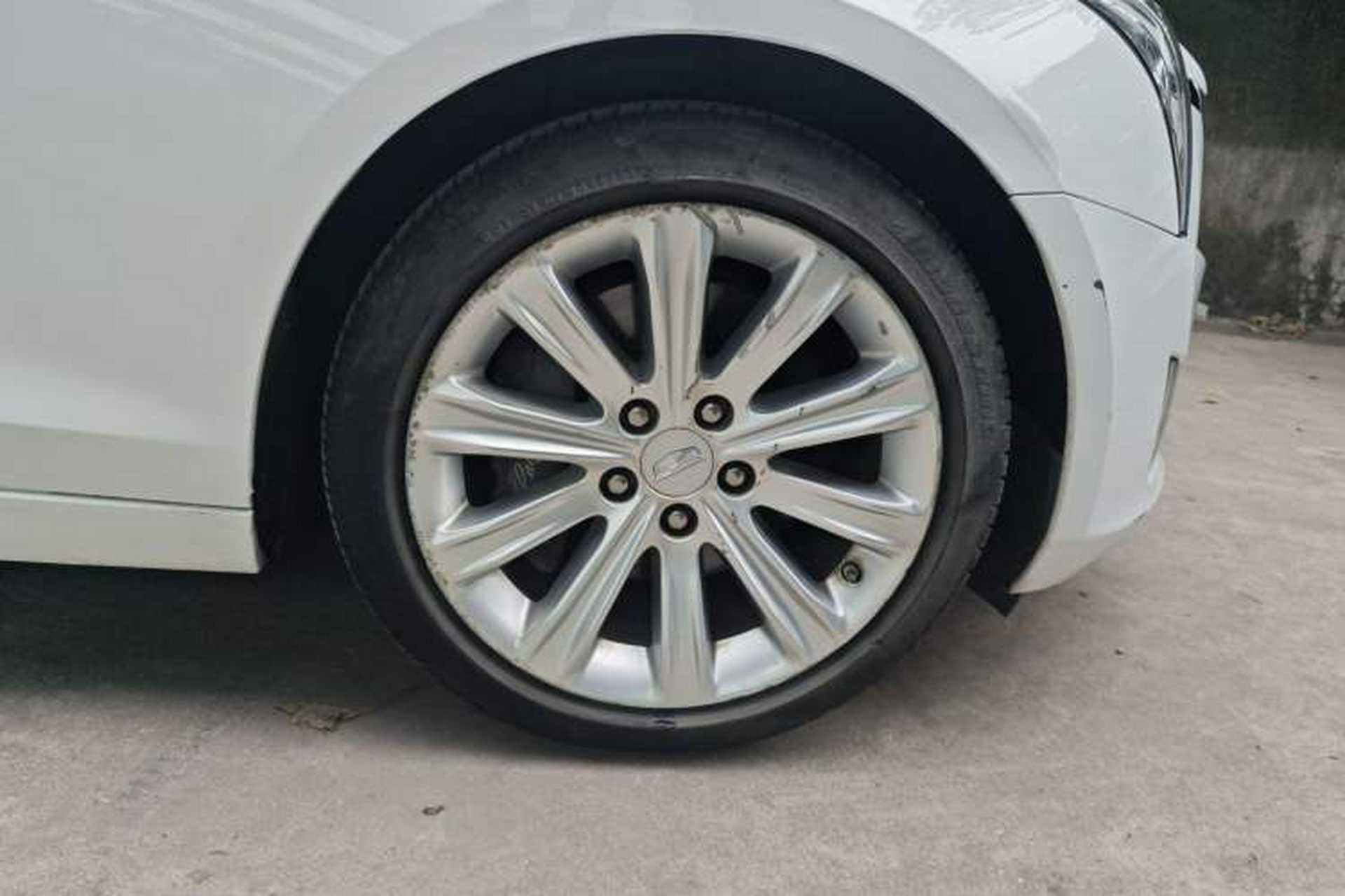 Used Cadillac ATS-L 2017 28T Fashion Edition Right Front Wheel Hub