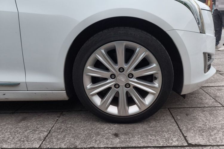 Used Cadillac ATS-L 2017 28T Fashion Edition Right Front Wheel Hub