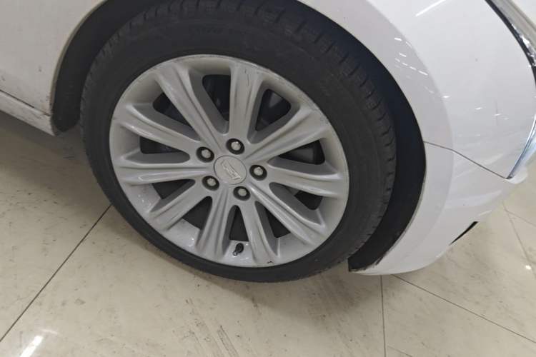 Used Cadillac ATS-L 2017 28T Fashion Edition Right Front Wheel Hub