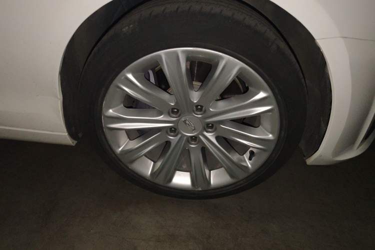 Used Cadillac ATS-L 2017 28T Fashion Edition Right Front Wheel Hub