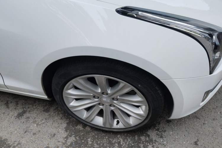 Used Cadillac ATS-L 2017 28T Fashion Edition Right Front Wheel Hub