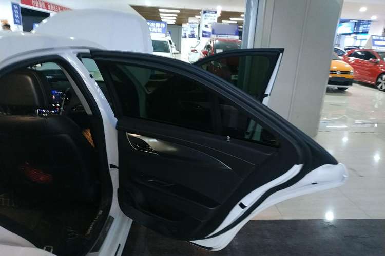 Used Cadillac ATS-L 2017 28T Tech Edition Right Rear Door Interior