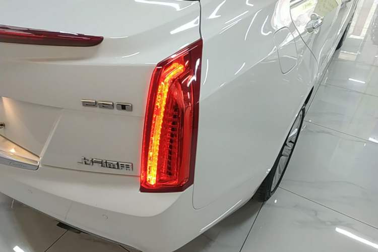 Used Cadillac ATS-L 2017 28T Tech Edition Right Rear Taillight