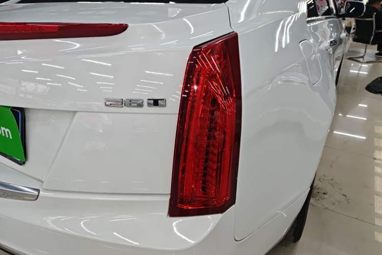 Used Cadillac ATS-L 2017 28T Tech Edition Right Rear Taillight