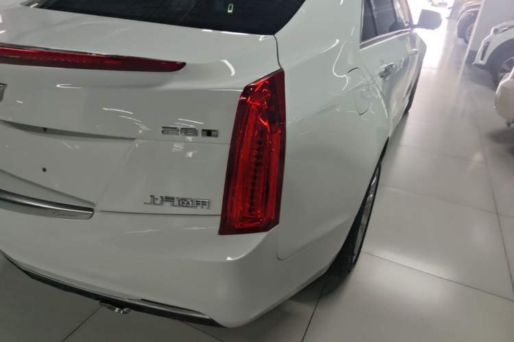 Used Cadillac ATS-L 2017 28T Tech Edition Right Rear Taillight