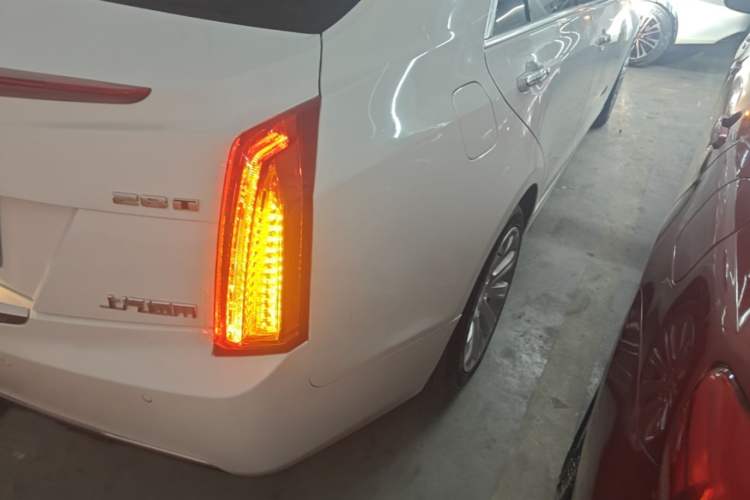 Used Cadillac ATS-L 2017 28T Tech Edition Right Rear Taillight