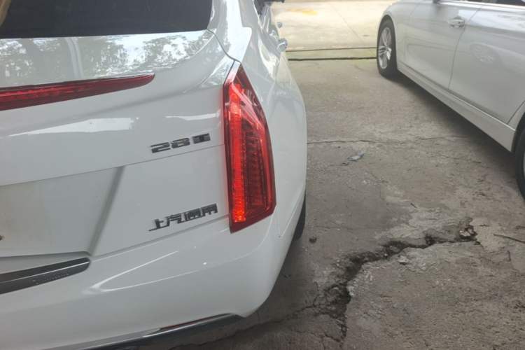 Used Cadillac ATS-L 2017 28T Tech Edition Right Rear Taillight