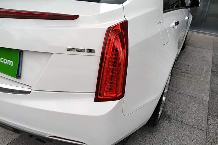 Used Cadillac ATS-L 2017 28T Tech Edition Right Rear Taillight