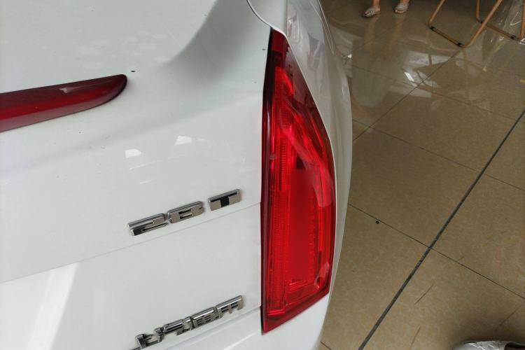 Used Cadillac ATS-L 2017 28T Tech Edition Right Rear Taillight
