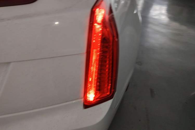 Used Cadillac ATS-L 2017 28T Tech Edition Right Rear Taillight